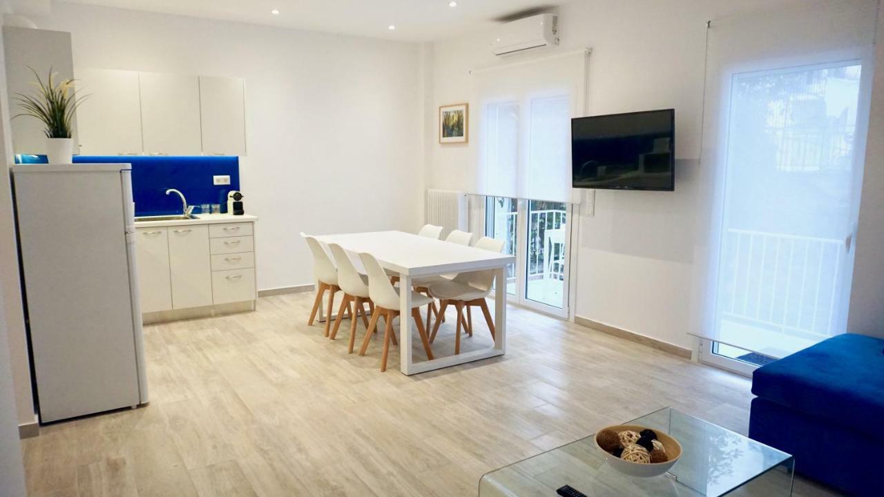 Modern & Central Apt In Athens Atenas Exterior foto